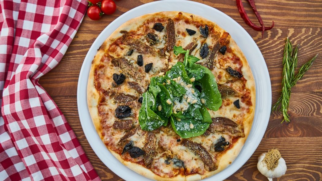 Découvrez les délices de la cuisine italienne : pizzas, pâtes et antipastis