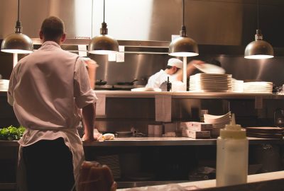 La hotte : un élément clé de la cuisine professionnelle